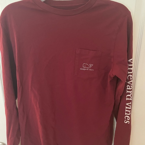 Lot of boys vineyard vines long and short sleeve tees - Picture 6 of 10